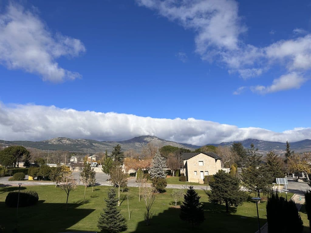 Vista de la Sierra de Guadarrama desde la casa